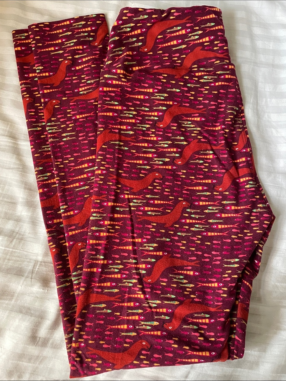 BOGO LuLaRoe Burgundy Leggings with sealife Fish seals Print